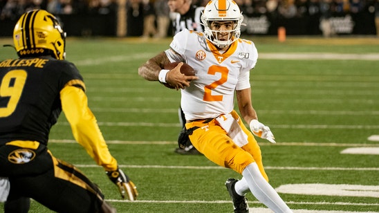Tennessee clinches bowl berth, beats Missouri 24-20
