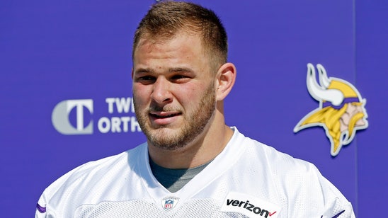 Cap-strapped Vikings sign 1st-round pick Garrett Bradbury