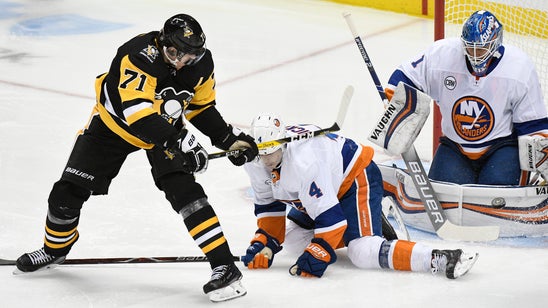 Eberle scores twice, Islanders top Penguins 6-3
