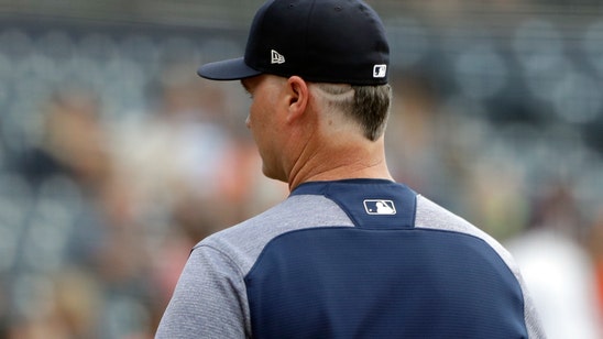 Servais keeps word with flashy hairdo after Diaz’s 50th save