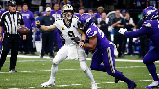 Tom Brady, Drew Brees exit early in changing of the QB guard