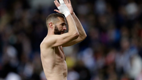 Benzema strikes late to give Madrid 3-2 win over Huesca