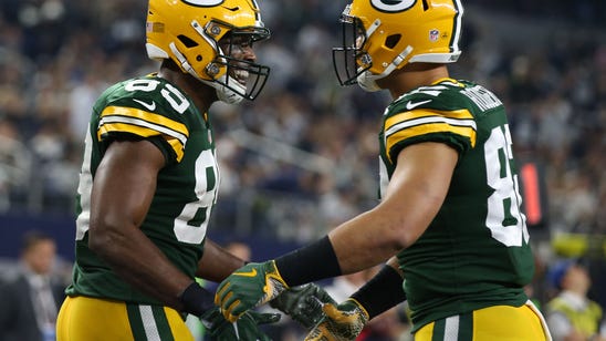 Watch Former Los Angeles Rams Tight End Jared Cook Make Unbelievable Catch For Packers