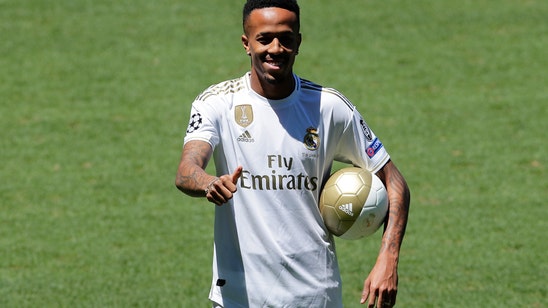 Militao suffers dizzy spell after Real Madrid unveiling