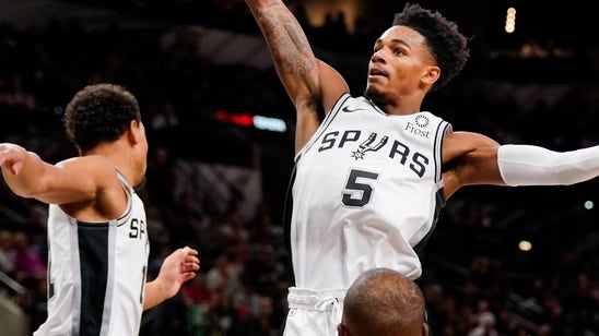 Spurs setback: lose point guard Dejounte Murray to torn ACL