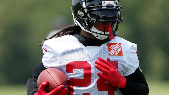 Falcons looking for answers at RB behind Devonta Freeman