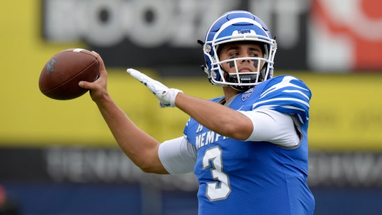 Memphis' White working toward doctorate while playing QB
