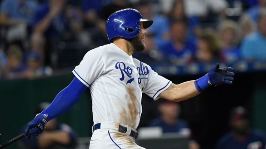Kennedy sharp, Gordon with 5 RBIs as Royals beat Twins 10-3
