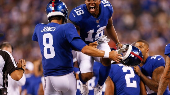 Manning and Jones throw TDs to lead Giants over Bears