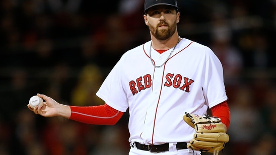 Red Sox replace Wright with Hembree on roster vs Yankees