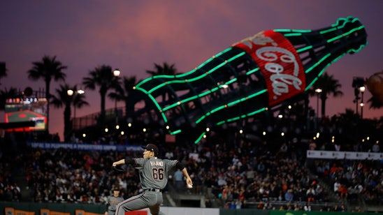 Eduardo Escobar travels to Miami for sons to get green cards