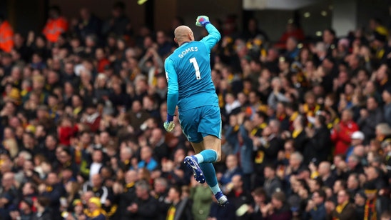 Watford reaches FA Cup semifinals by beating Palace 2-1