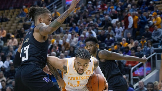 Bowden scores 18 as Tennessee upsets No. 20 Washington 75-62