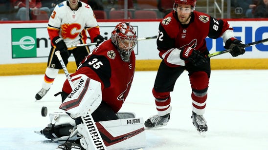 Kuemper shuts out West leaders, Coyotes top Flames 2-0