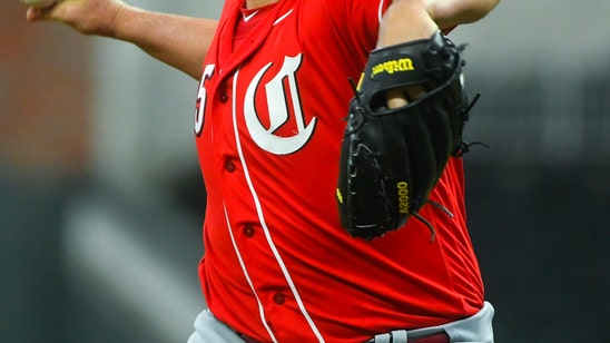 Roark roughed up in final spring tuneup for Reds