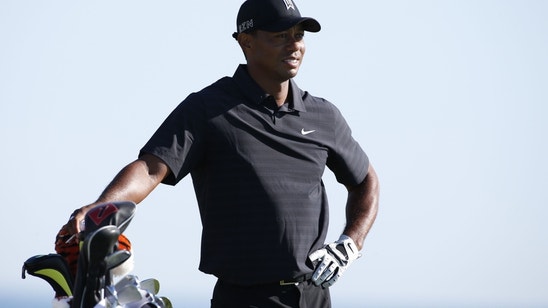 Pro Golf Daily: Tiger Woods' Twitter Picture, Trump Tee-Time Draw Headlines