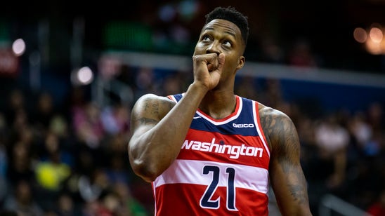 Wizards’ Dwight Howard aggravates glute injury