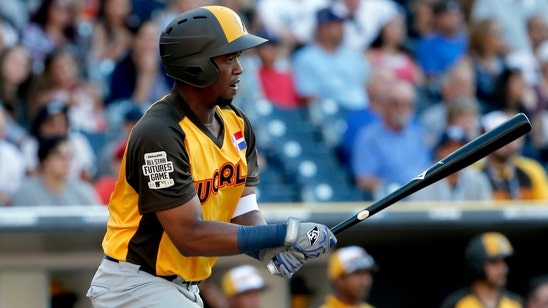 Eloy Jimenez, White Sox finalize $43M, 6-year contract