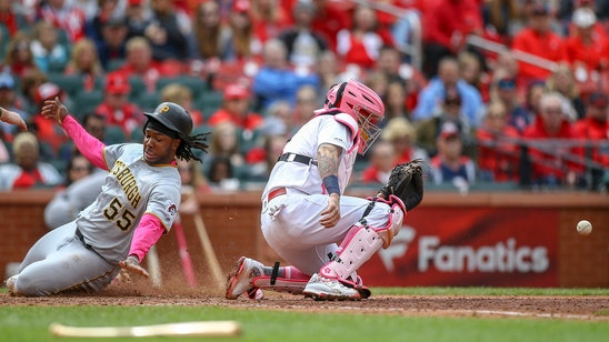 Bell has 5 RBIs, Pirates take 3rd straight from Cards, 10-6