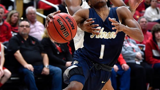 No. 2 Louisville leads big before holding off Akron 82-76