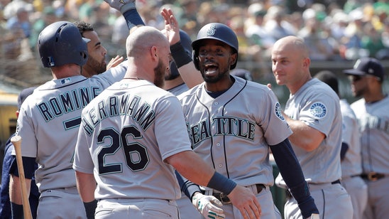 Dee Gordon homers in 12th, Mariners beat A’s 2-0