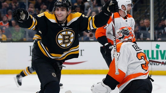 Chara scores twice, Halak stops 26 and Bruins top Flyers 3-0