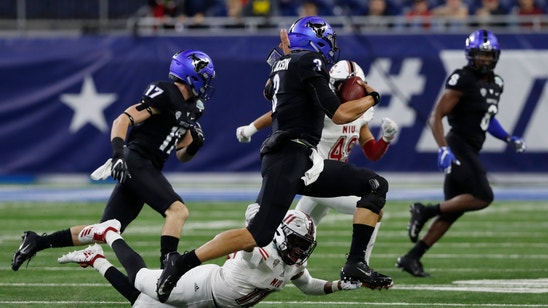 Northern Illinois scores late to win MAC title game 30-29