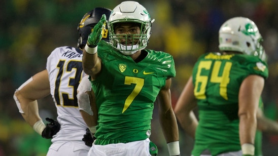 Oregon Football: Darren Carrington To Return For Senior Season