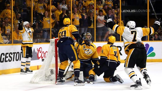 Video: Patric Hornqvist's unlikely goal gives Penguins their second straight Stanley Cup