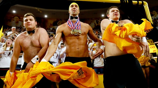 Michael Phelps kills it in 'Curtain of Distraction' cameo