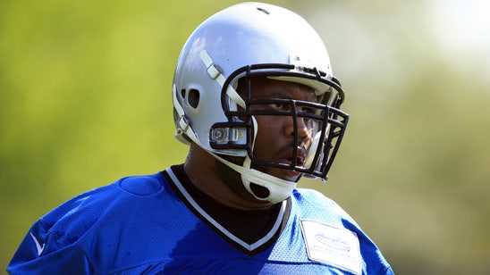 Lions trade Michael Williams to Patriots for 2016 draft pick