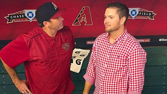 D-backs' Evan Marshall shows off protective cap