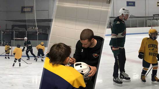 Top Tweets: Wild's Coyle joins youth hockey team for practice
