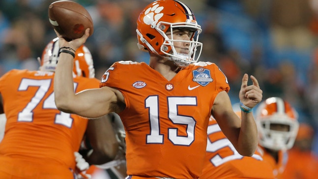 ‘Messy’: QB transfers the new normal in college football