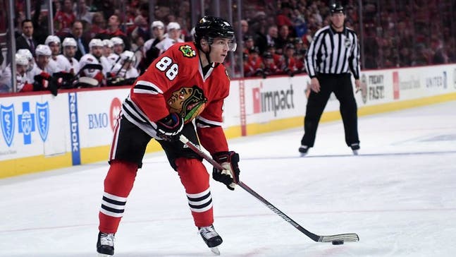 Chicago Blackhawks' Patrick Kane Tallies 700th Career NHL Point