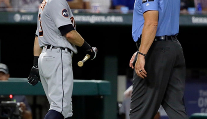 Umpires Wear Wristbands to Protest 'Abusive Player Behavior' - The New York  Times