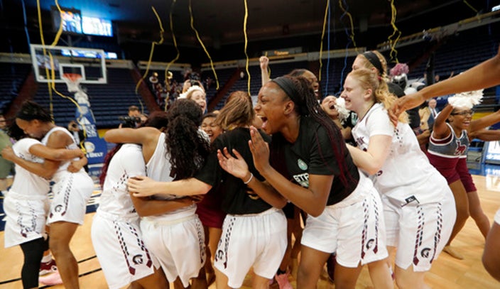 Little Rock Wins Sun Belt Advances To Ncaas For 5th Time Fox Sports