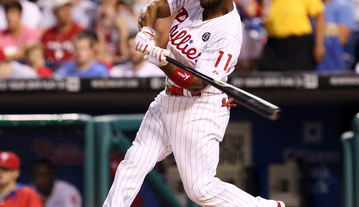 Jimmy Rollins receives minor league contract from Giants