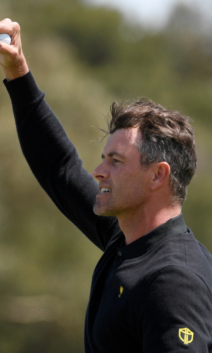 Adam Scott trails by 2 after 2 rounds at the Australian PGA | FOX Sports