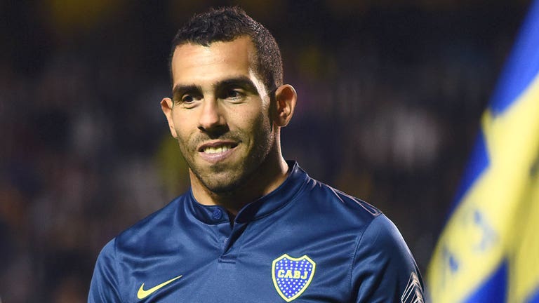 Carlos Tevez makes TV host cry with hometown anecdotes | FOX Sports