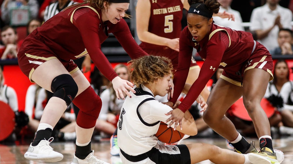 No. 5 Louisville clinches ACC outright with win over BC