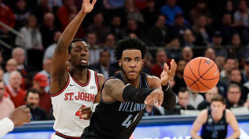 No. 8 Villanova, minus Samuels, blows out St. John's 79-59