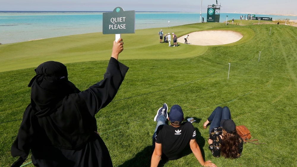 Graeme McDowell holds off Dustin Johnson to win Saudi event