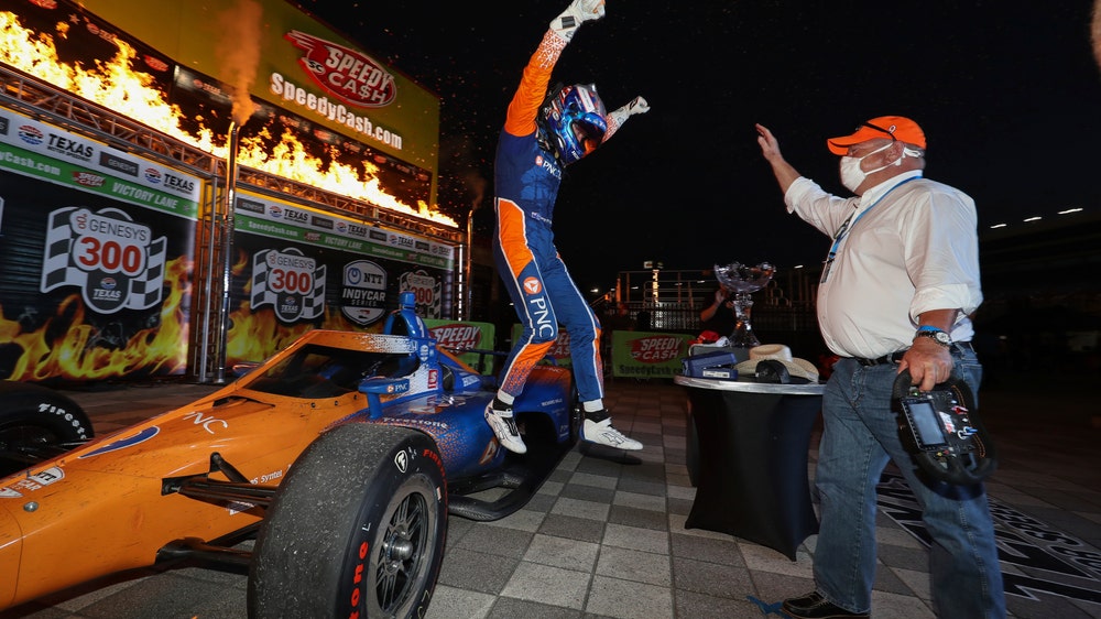 IndyCar gets through well-screened, delayed opener in Texas