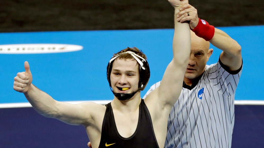 Iowa hoping season dominance carries over to Big Ten meet