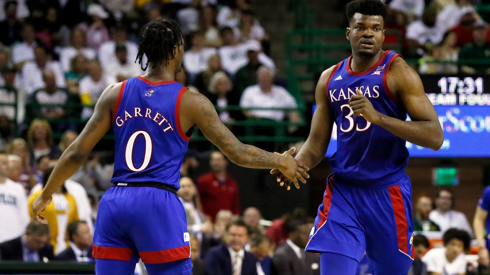 No. 3 Kansas ends No. 1 Baylor's run with 64-61 win in Waco