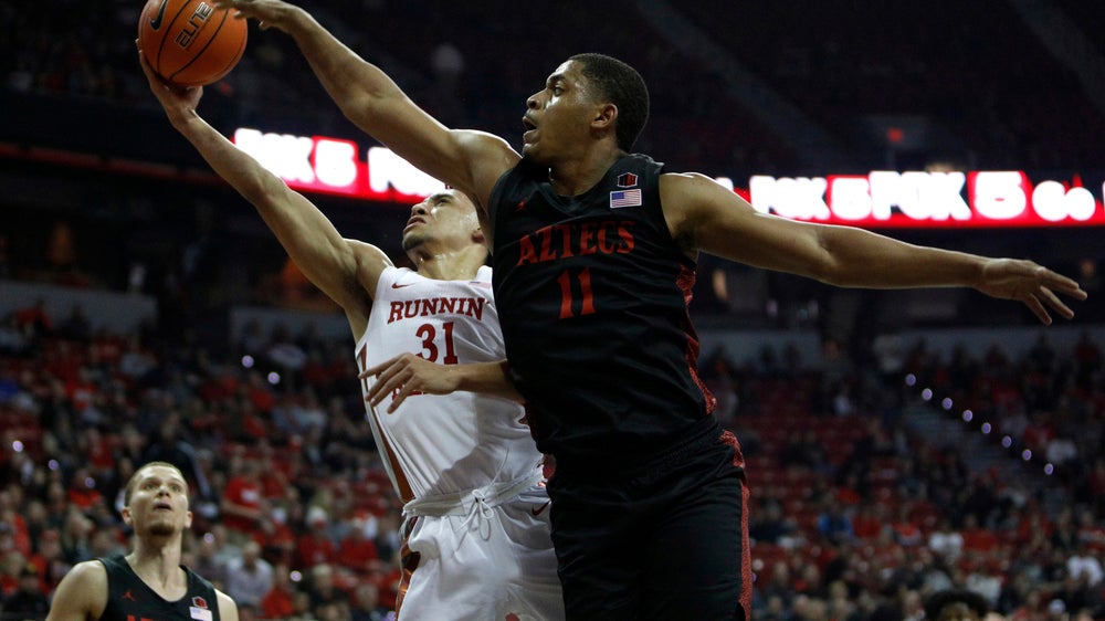 No. 4 San Diego St remains unbeaten with 71-67 win over UNLV