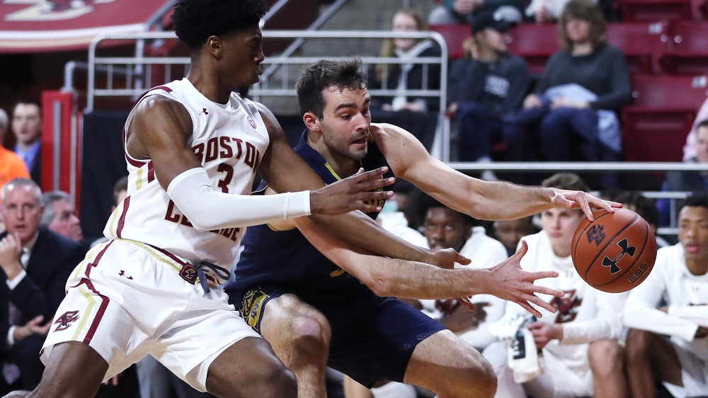 Gibbs scores with 0.1 seconds left, Irish beat BC 62-61