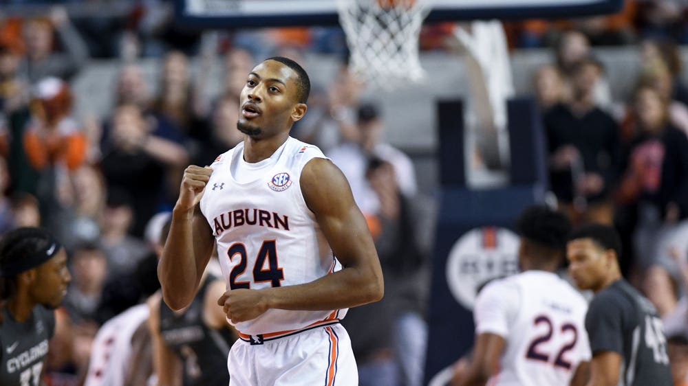 Doughty, Okoro lead No. 16 Auburn past Iowa State 80-76