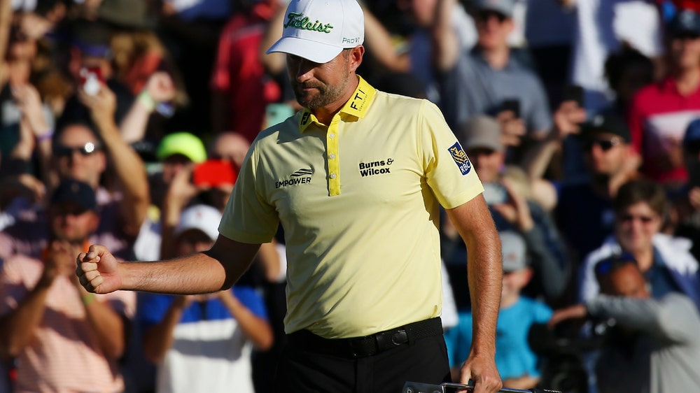 Simpson gets playoff win in Phoenix, McDowell wins in Saudi